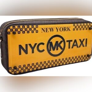 🚕RARE🚕 MICHAEL KORS NYC TAXI CROSSBODY